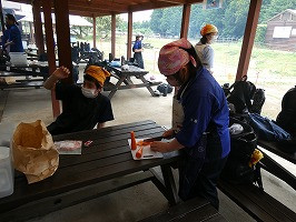 P1077748