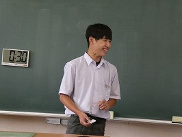 P1078812