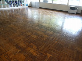 P1101359