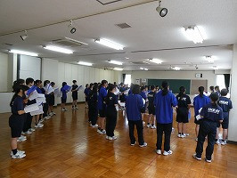 P1101368