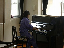 P1101388