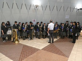 P1112684