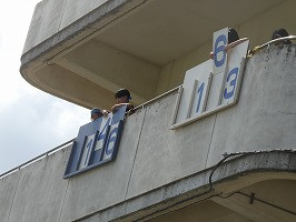 P1123836
